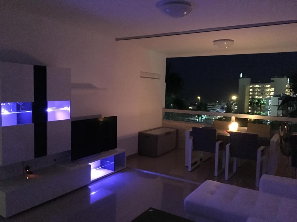 Appartaments Deluxe Lägenhet Playa del Inglés Exteriör bild
